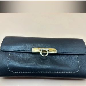 EUC SALVATORE FERRAGAMO Wallet Black Pebbled Leather COA
